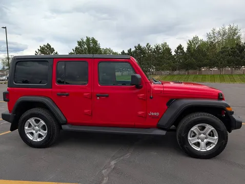 2019 Jeep Wrangler JL Sport