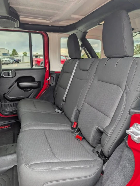 2019 Jeep JL Wrangler - Image 8 of 11