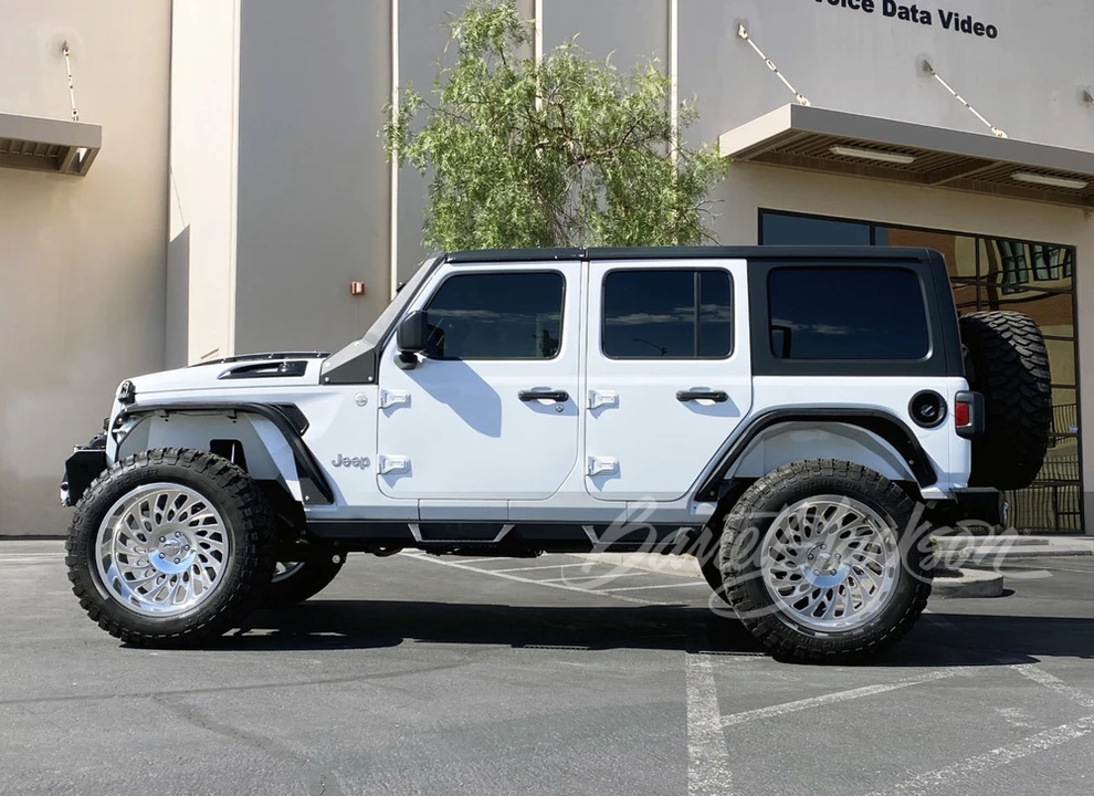 2019 Jeep JL Wrangler - Image 3 of 7