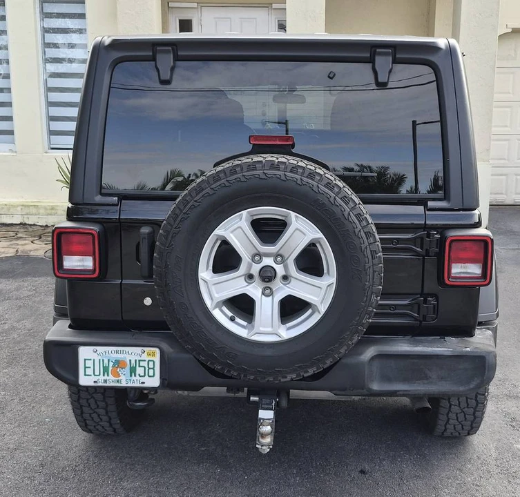 2019 Jeep JL Wrangler - Image 4 of 11