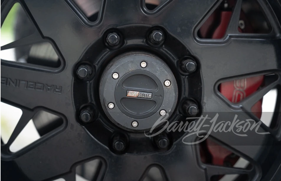 2019 Jeep JL Wrangler - Image 12 of 31