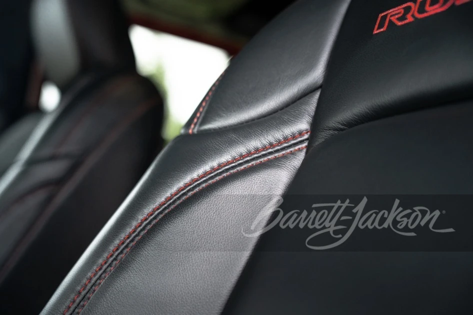 2019 Jeep JL Wrangler - Image 19 of 31