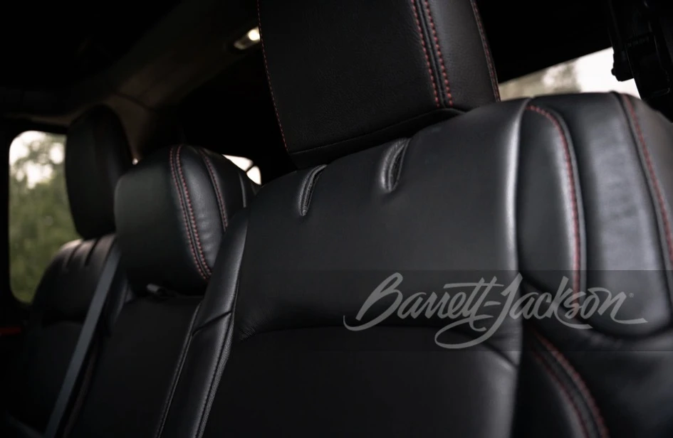 2019 Jeep JL Wrangler - Image 21 of 31