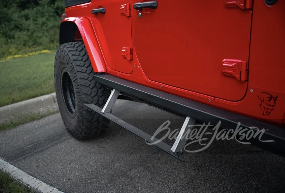2019 Jeep JL Wrangler - Image 24 of 31