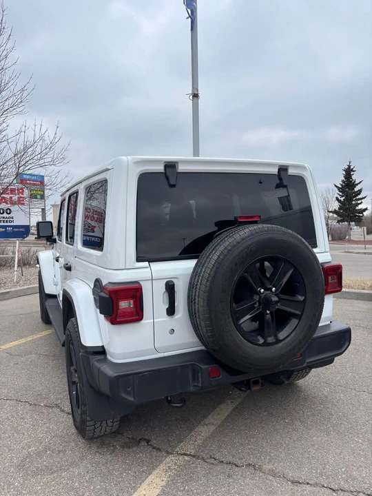 2019 Jeep JL Wrangler - Image 4 of 10