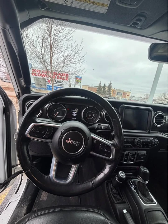 2019 Jeep JL Wrangler - Image 9 of 10