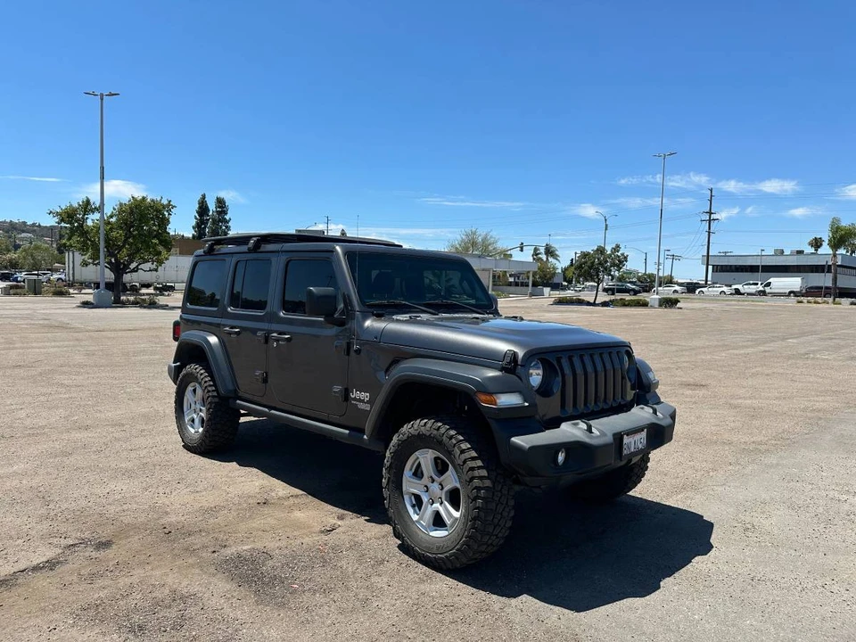 2019 Jeep JL Wrangler - Image 2 of 13