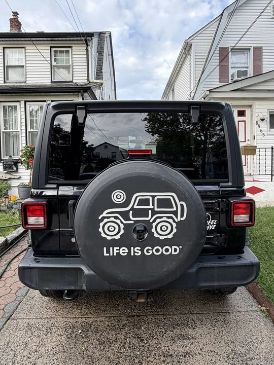 2019 Jeep JL Wrangler - Image 3 of 17