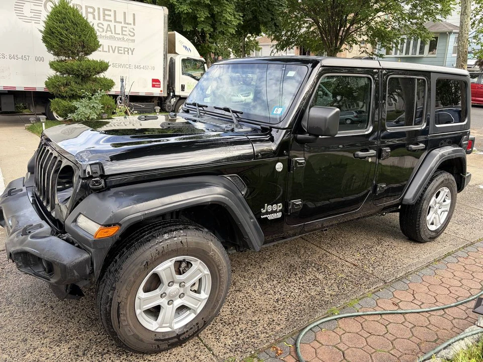 2019 Jeep JL Wrangler - Image 7 of 17
