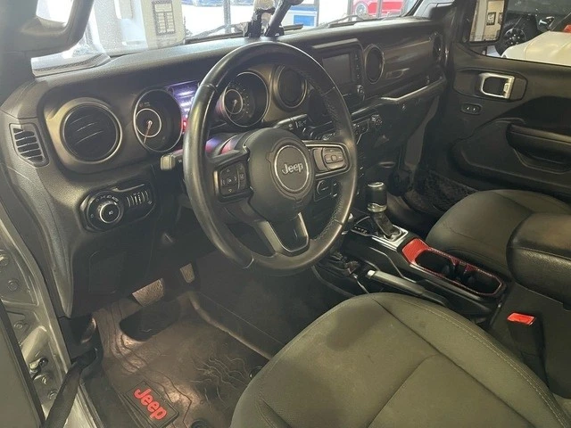2019 Jeep JL Wrangler - Image 20 of 21