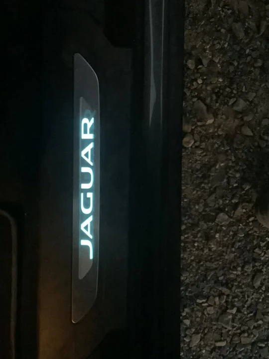 2019 Jaguar F-Pace - Image 7 of 7
