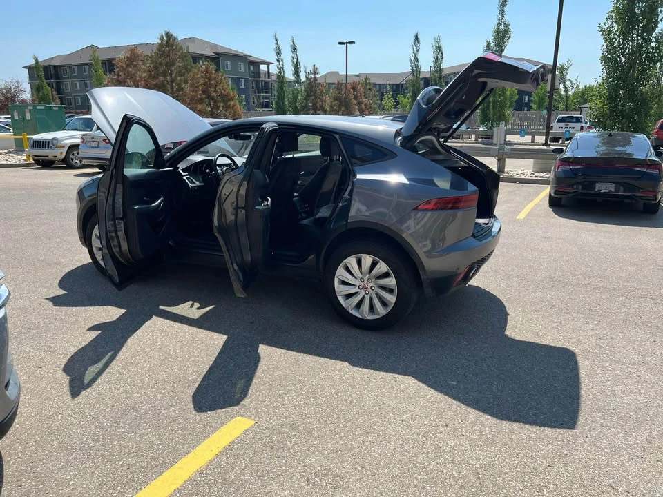 2019 Jaguar E-Pace - Image 5 of 8