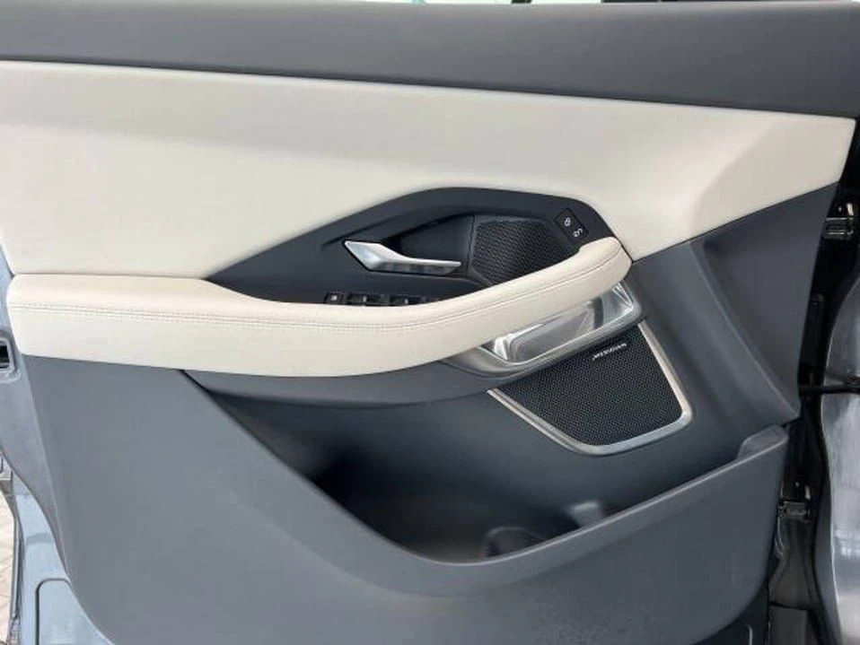 2019 Jaguar E-Pace - Image 12 of 20