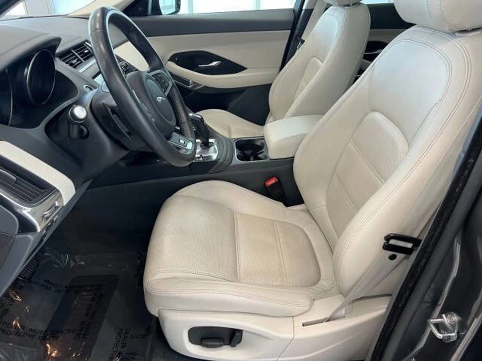 2019 Jaguar E-Pace - Image 9 of 20