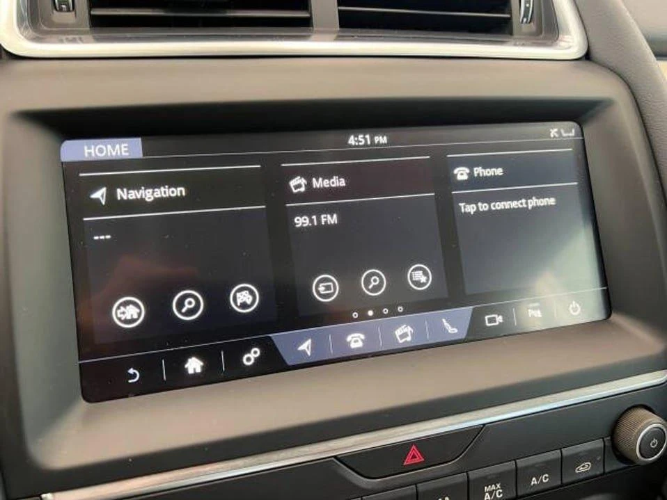 2019 Jaguar E-Pace - Image 18 of 20