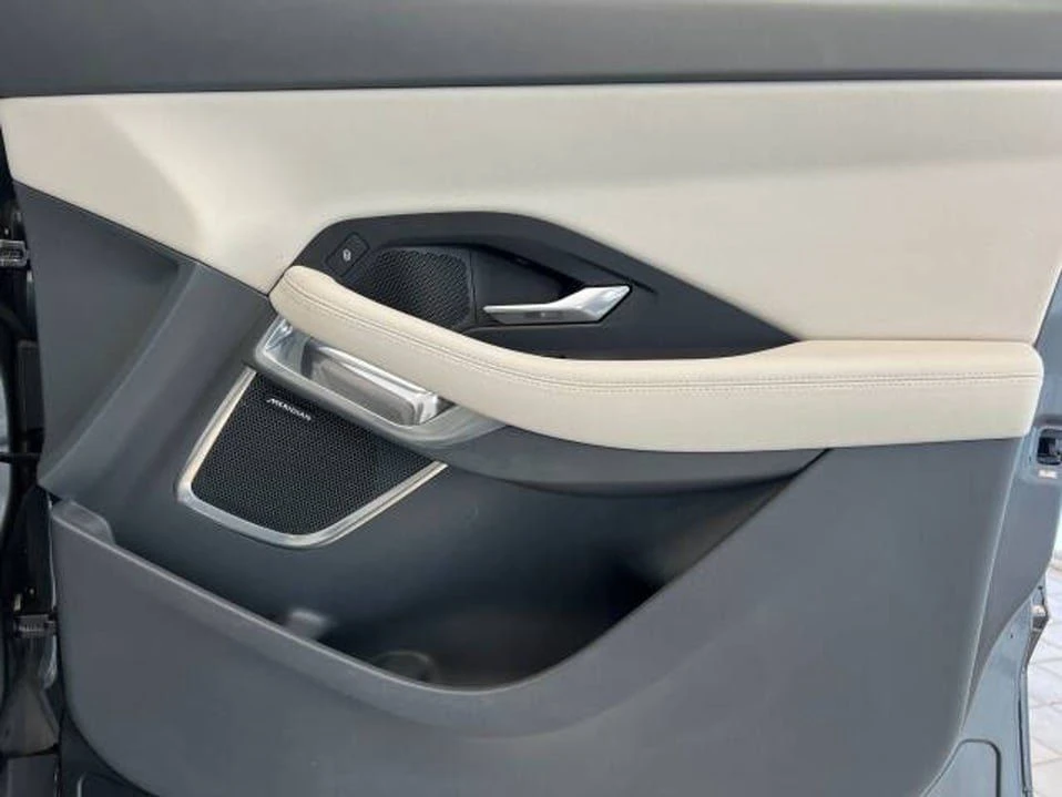 2019 Jaguar E-Pace - Image 16 of 20