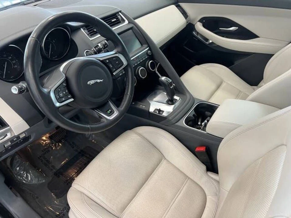 2019 Jaguar E-Pace - Image 11 of 20