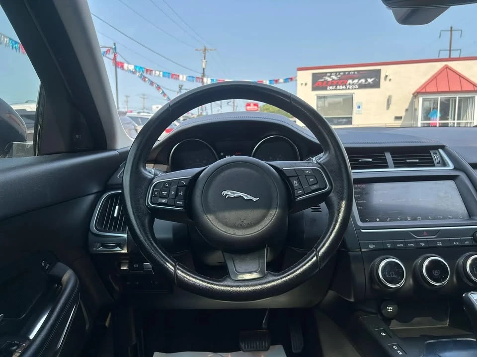 2019 Jaguar E-Pace - Image 17 of 20