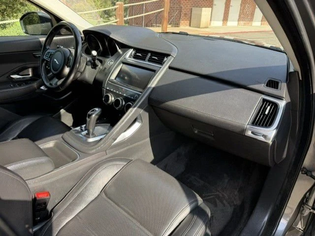 2019 Jaguar E-Pace - Image 7 of 20