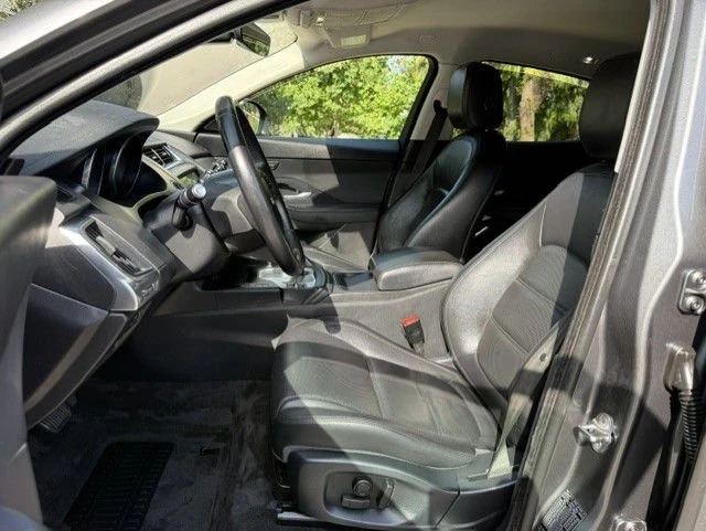 2019 Jaguar E-Pace - Image 15 of 20