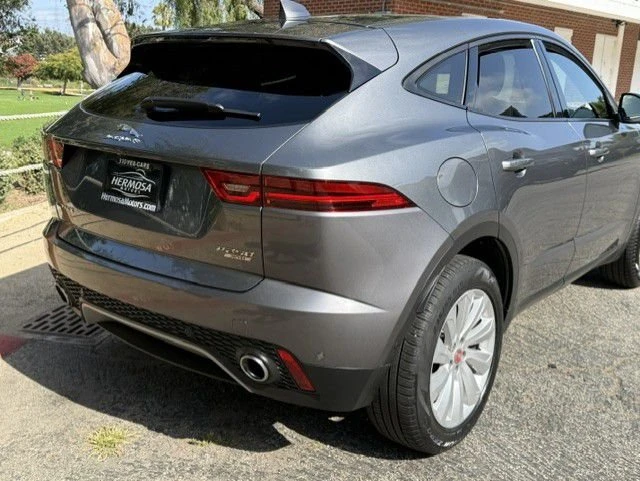 2019 Jaguar E-Pace - Image 18 of 20