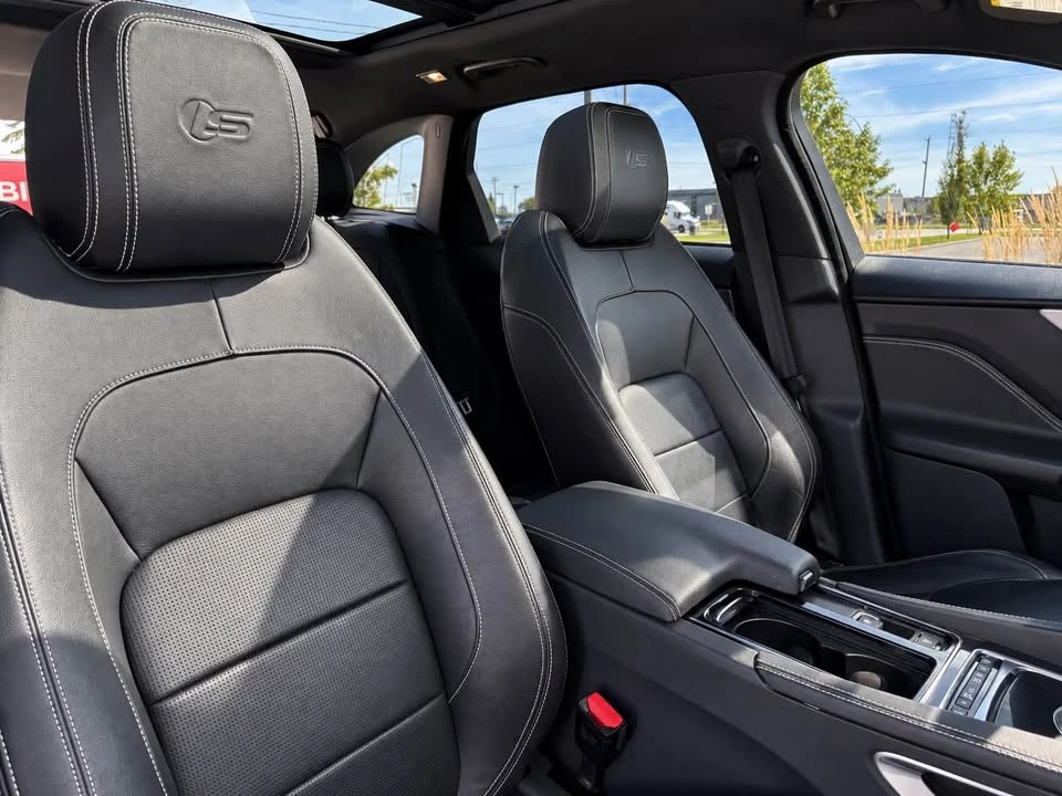 2019 Jaguar E-Pace - Image 2 of 14