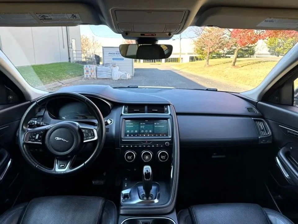 2019 Jaguar E-Pace - Image 17 of 20