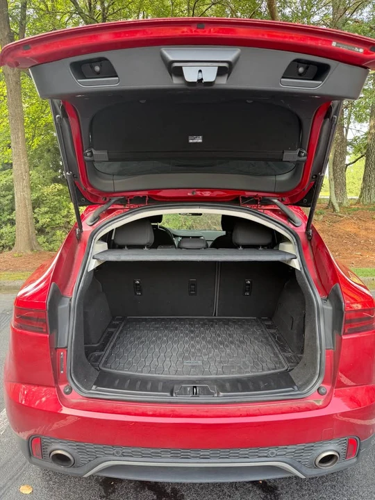 2019 Jaguar E-Pace - Image 10 of 10