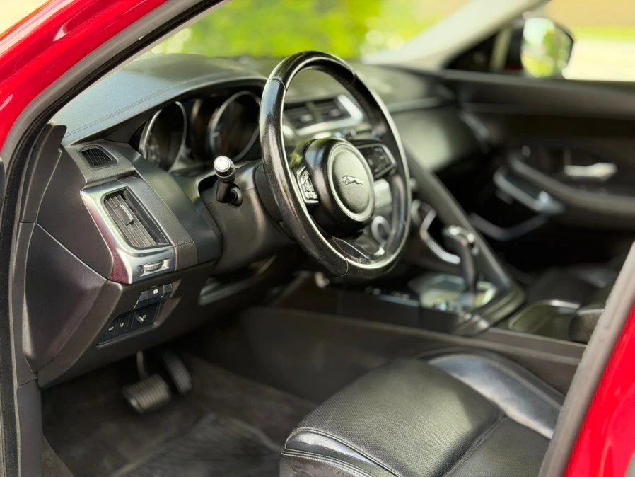 2019 Jaguar E-Pace - Image 8 of 20