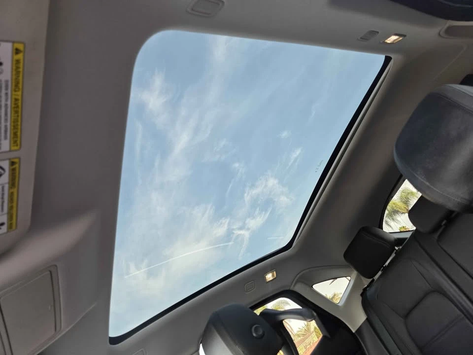 2019 Jaguar E-Pace - Image 11 of 20