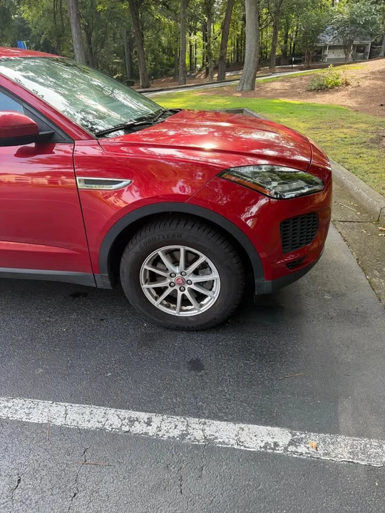2019 Jaguar E-Pace - Image 4 of 10