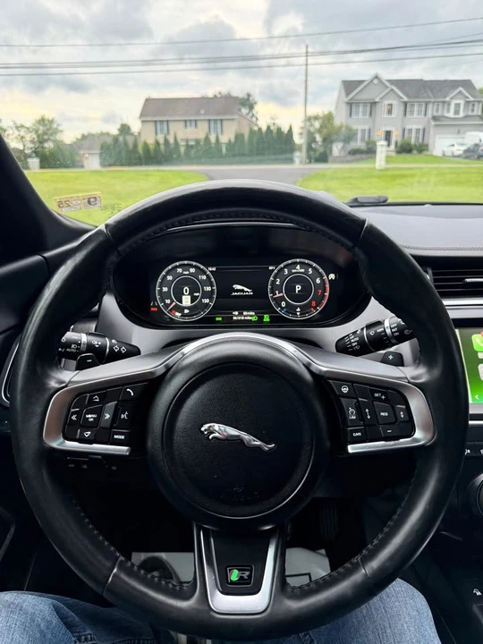 2019 Jaguar E-Pace - Image 11 of 20