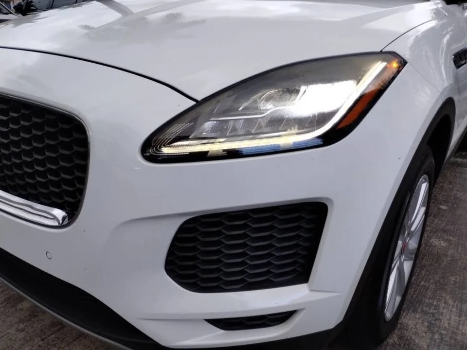 2019 Jaguar E-Pace - Image 14 of 20