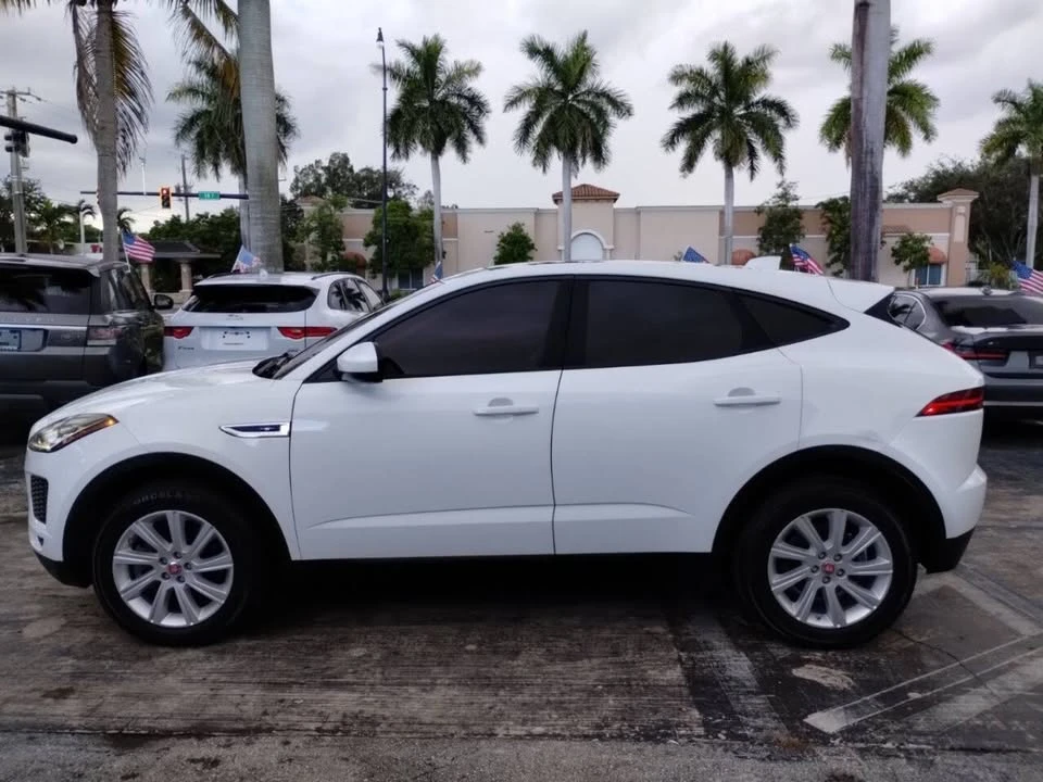 2019 Jaguar E-Pace - Image 9 of 20