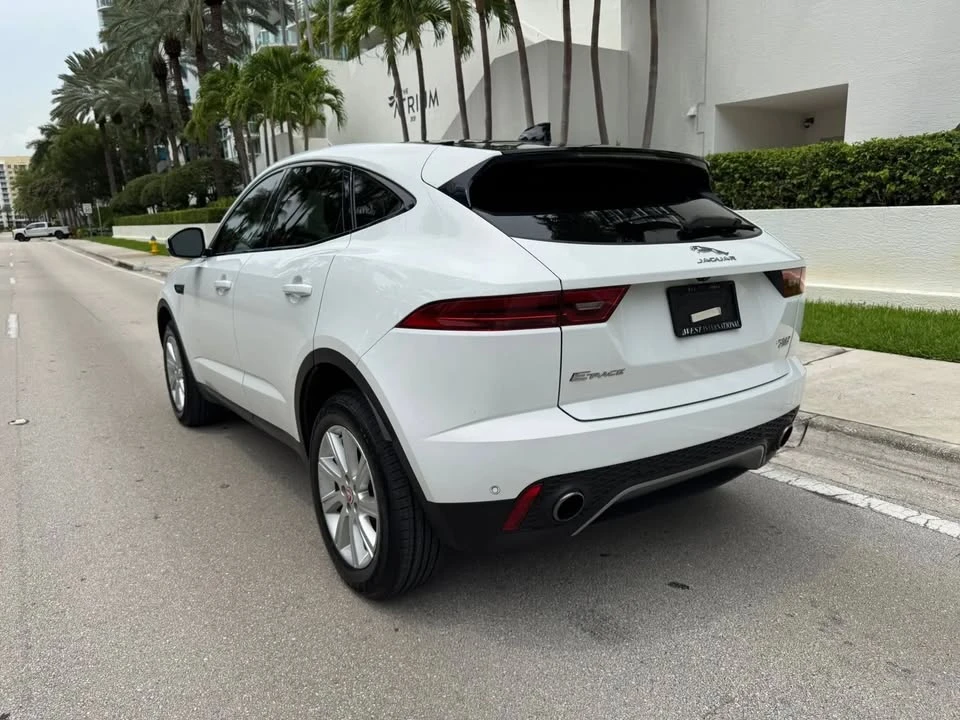 2019 Jaguar E-Pace - Image 4 of 19