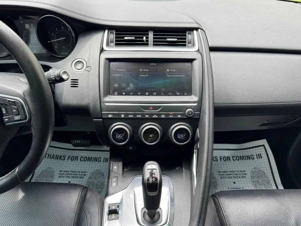 2019 Jaguar E-Pace - Image 12 of 19