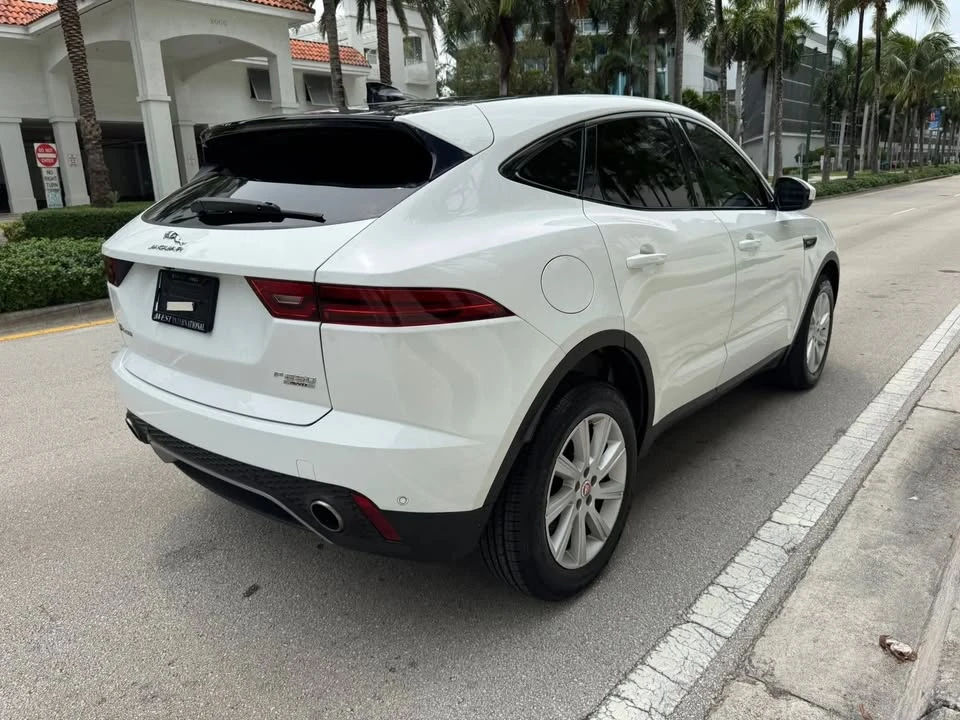 2019 Jaguar E-Pace - Image 6 of 19