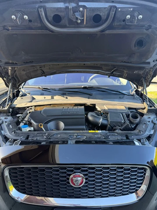 2019 Jaguar E-Pace - Image 13 of 13