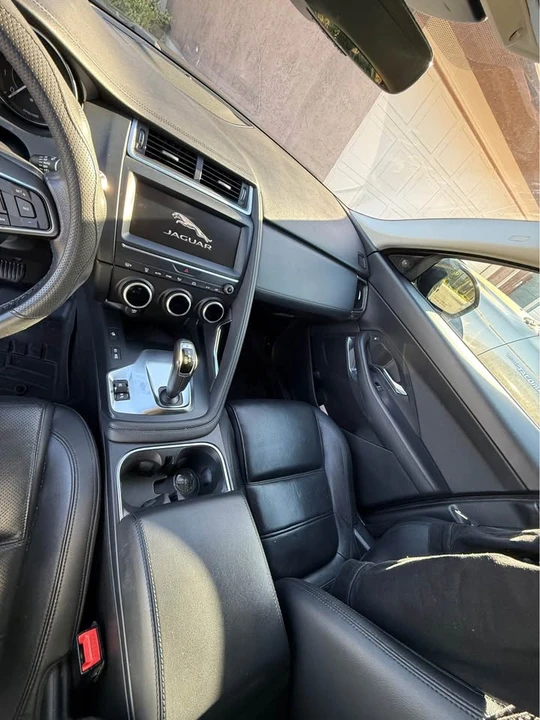 2019 Jaguar E-Pace - Image 8 of 13