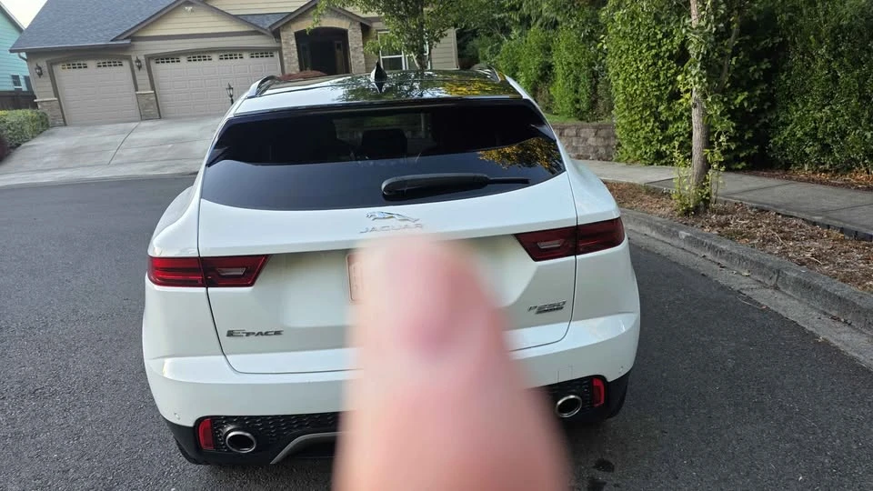 2019 Jaguar E-Pace - Image 8 of 19