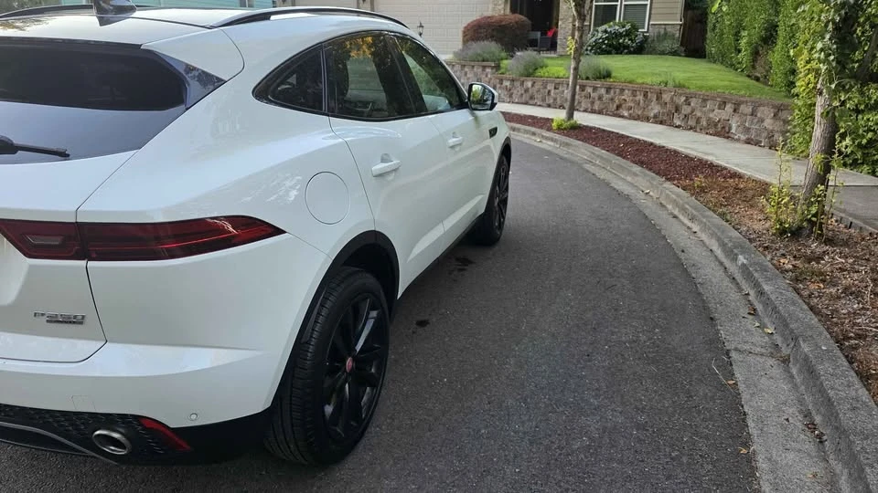 2019 Jaguar E-Pace - Image 7 of 19