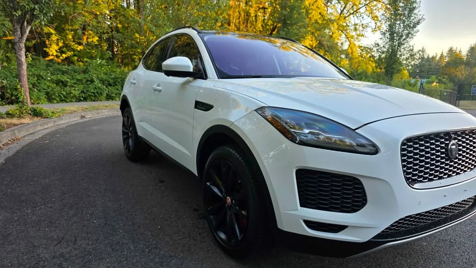 2019 Jaguar E-Pace - Image 7 of 20