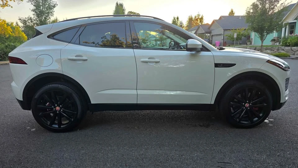 2019 Jaguar E-Pace - Image 6 of 20