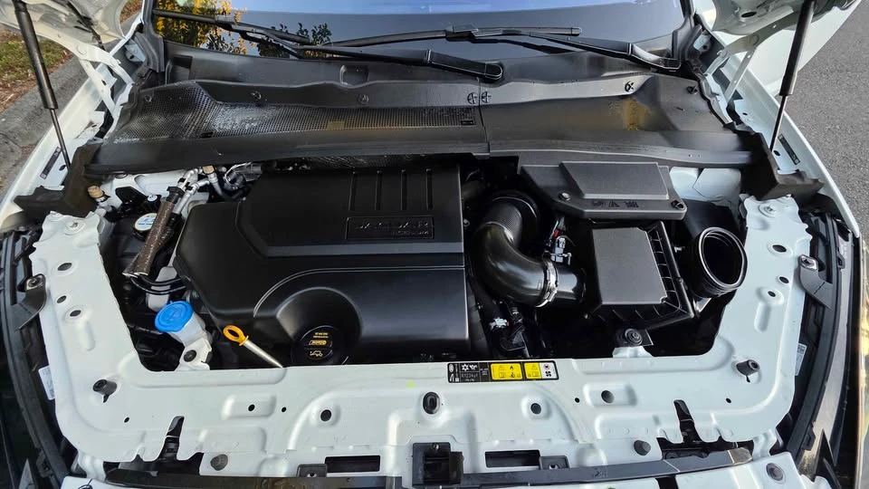 2019 Jaguar E-Pace - Image 18 of 18
