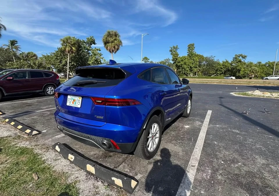 2019 Jaguar E-Pace - Image 6 of 11