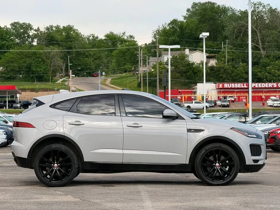 2019 Jaguar E-Pace - Image 5 of 20