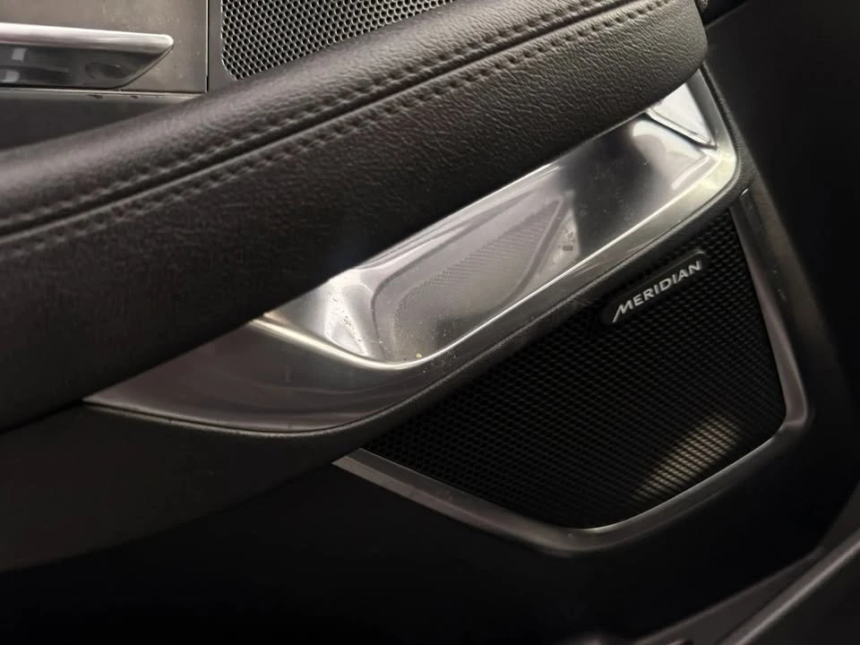 2019 Jaguar E-Pace - Image 15 of 20