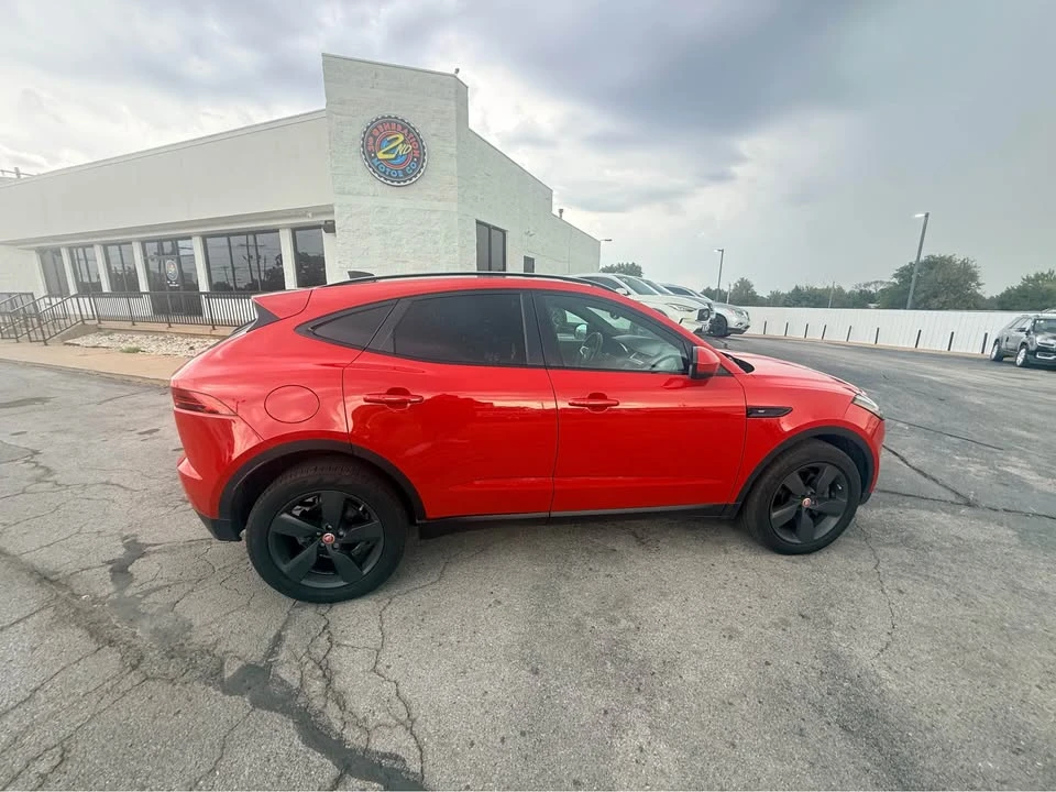 2019 Jaguar E-Pace - Image 9 of 15