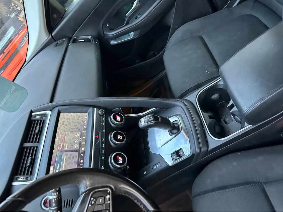 2019 Jaguar E-Pace - Image 10 of 14