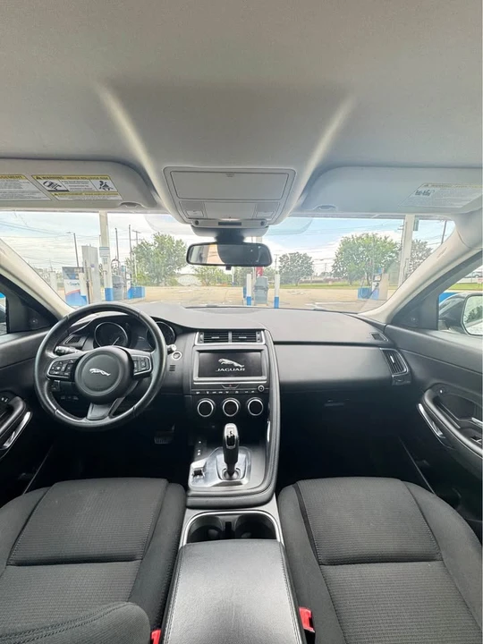 2019 Jaguar E-Pace - Image 11 of 14